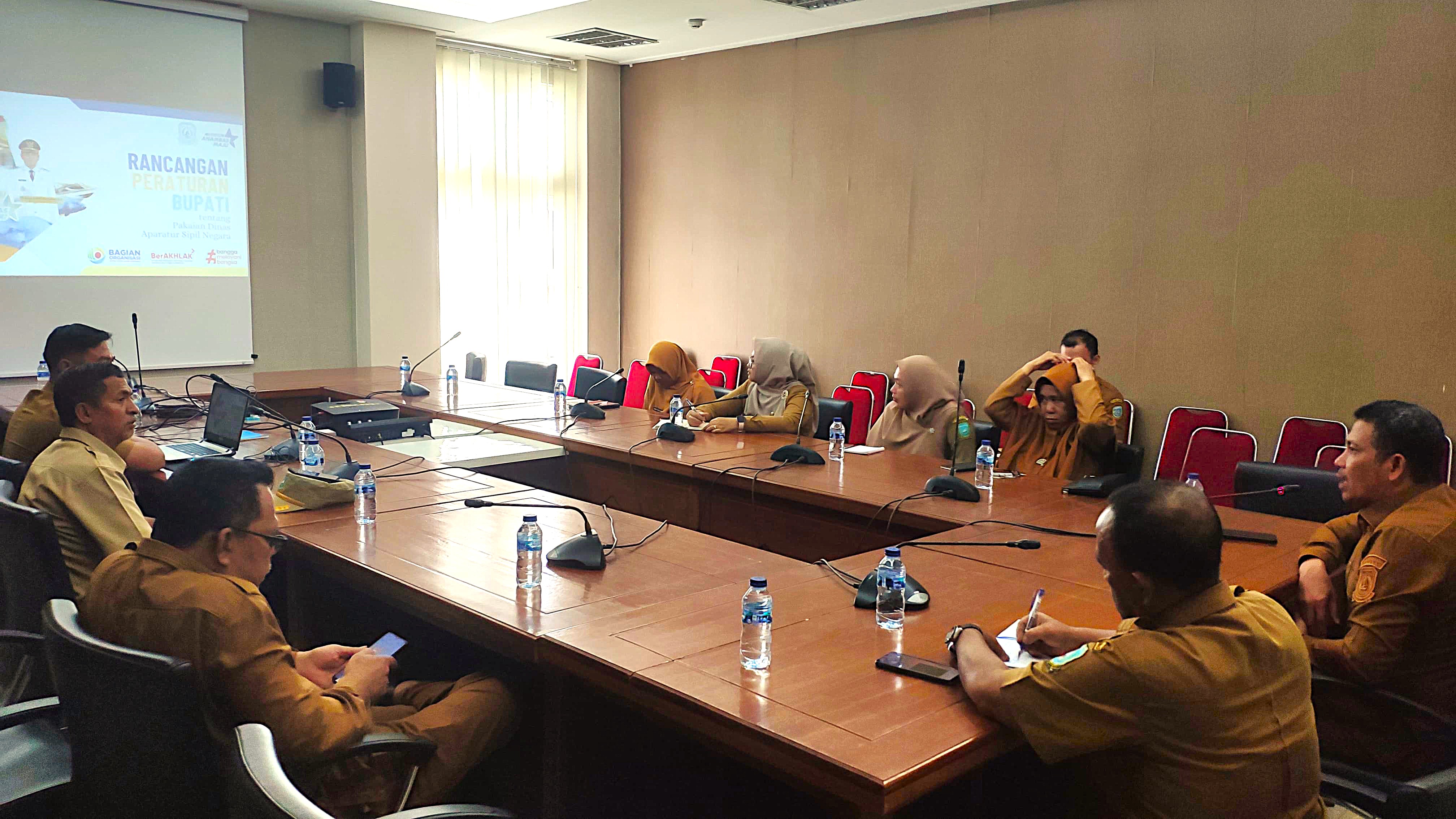 Pemkab Kepulauan Anambas Bahas Rancangan Perbup Tentang Pakaian Dinas ASN